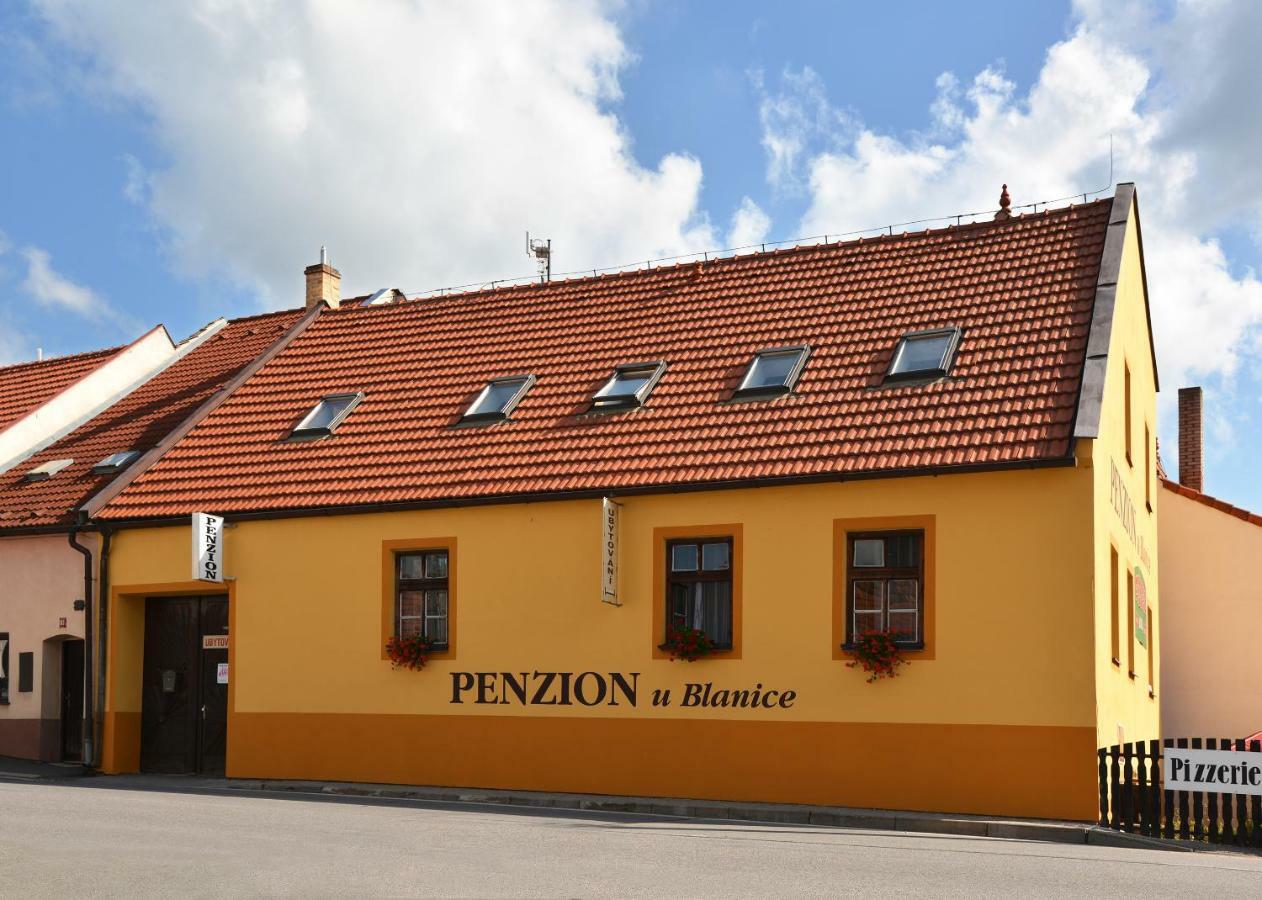 Penzion U Blanice Husinetz Eksteriør bilde